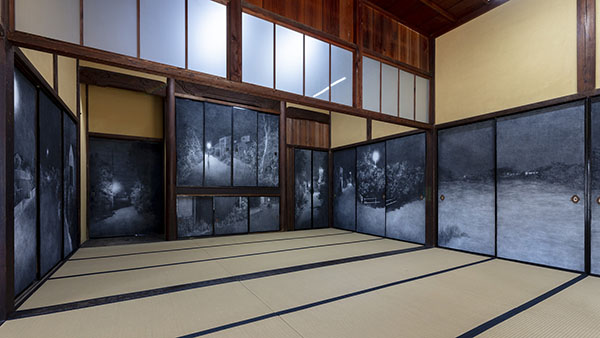 かつての騒ぎと今日の踊り